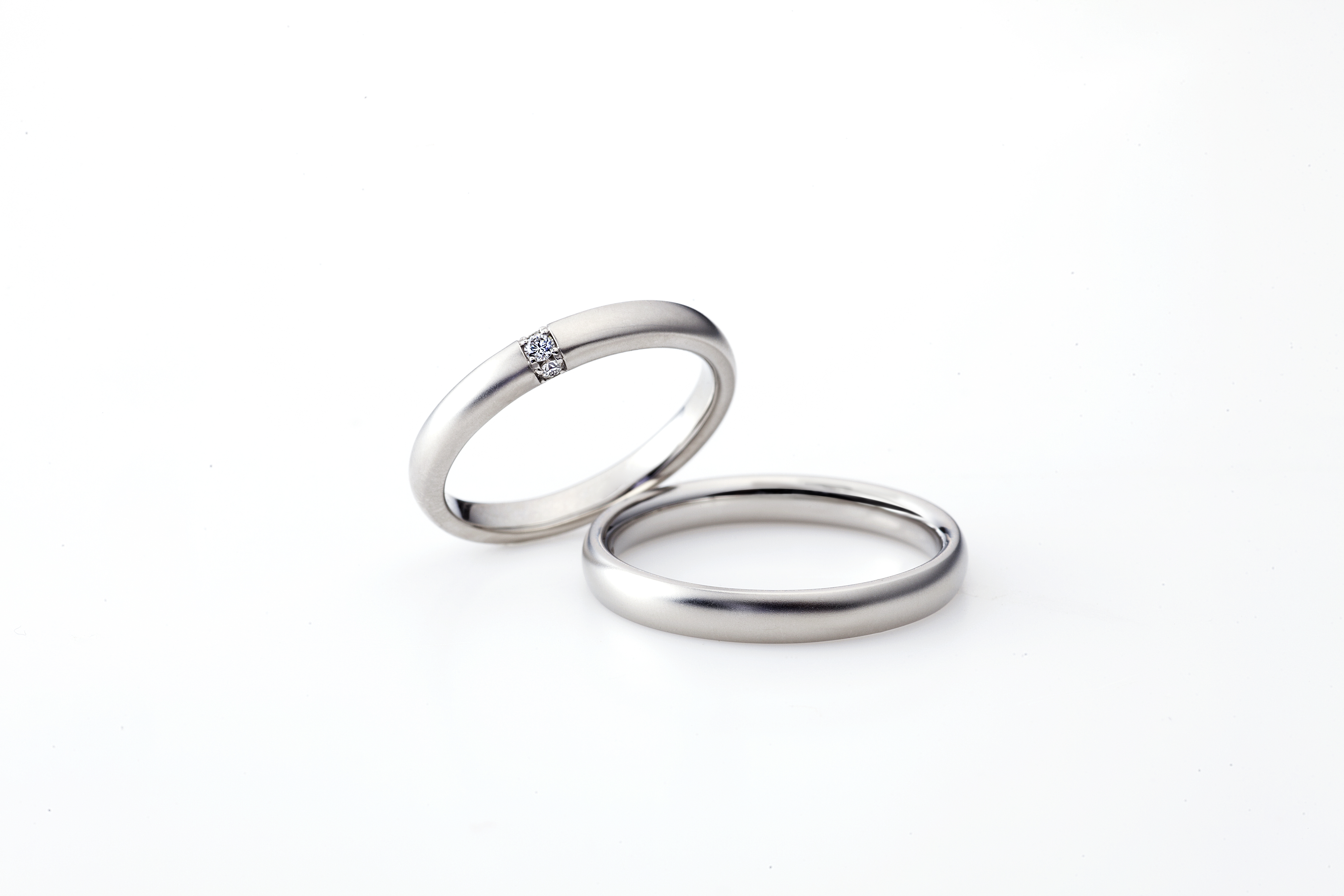 丈夫な結婚指輪｜今話題の新素材「フェアリープラチナム」なら安心して長く一生愛用できる。オススメのブランド・デザインを紹介します！